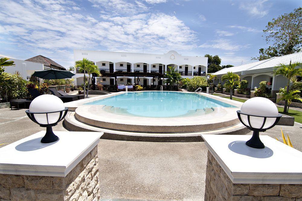 Panglao Regents Park Resort Esterno foto