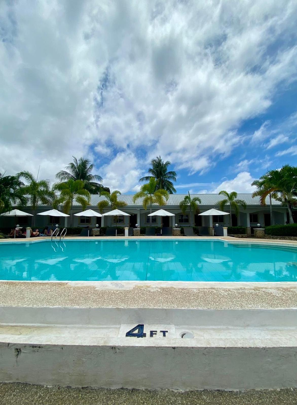 Panglao Regents Park Resort Esterno foto