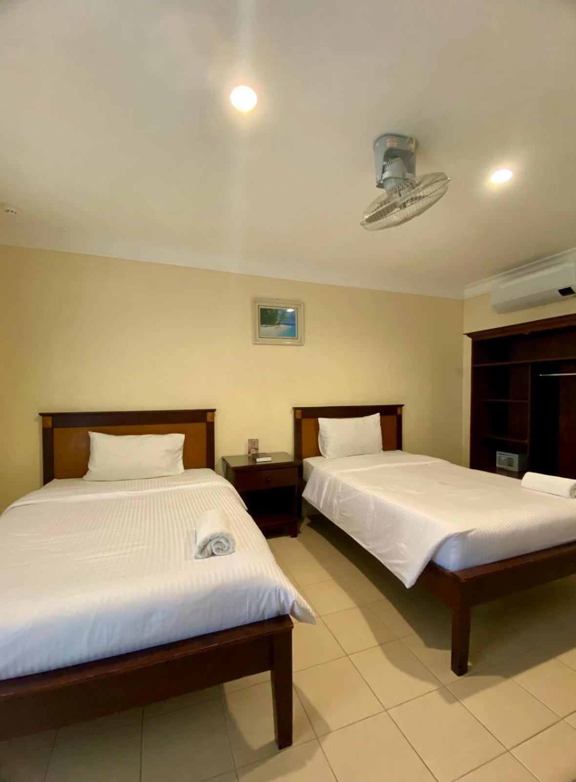 Panglao Regents Park Resort Esterno foto