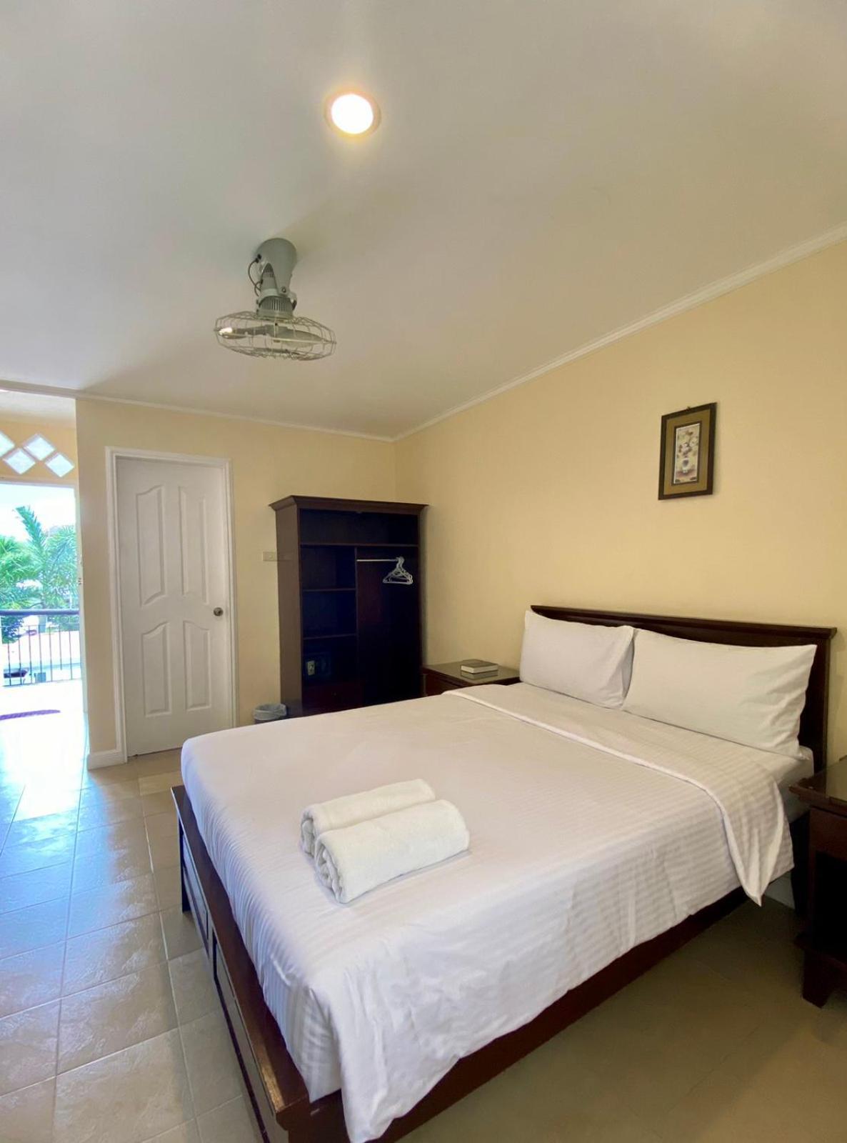 Panglao Regents Park Resort Esterno foto