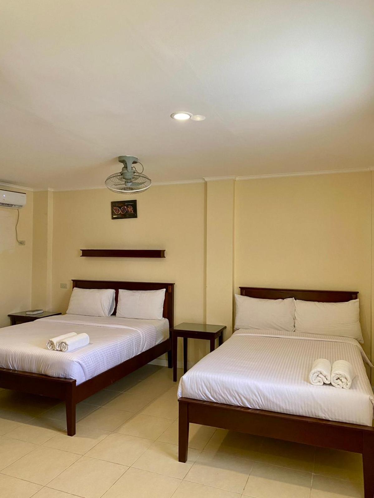 Panglao Regents Park Resort Esterno foto
