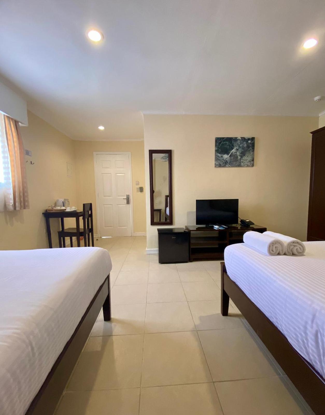 Panglao Regents Park Resort Esterno foto