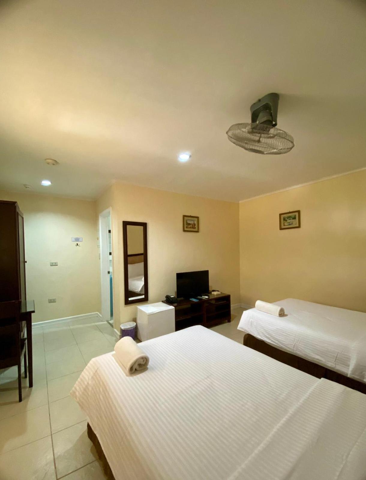 Panglao Regents Park Resort Esterno foto